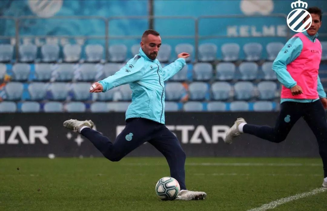 西甲皇家马德里vs西班牙人,2021足球比赛全场回放皇家马德里