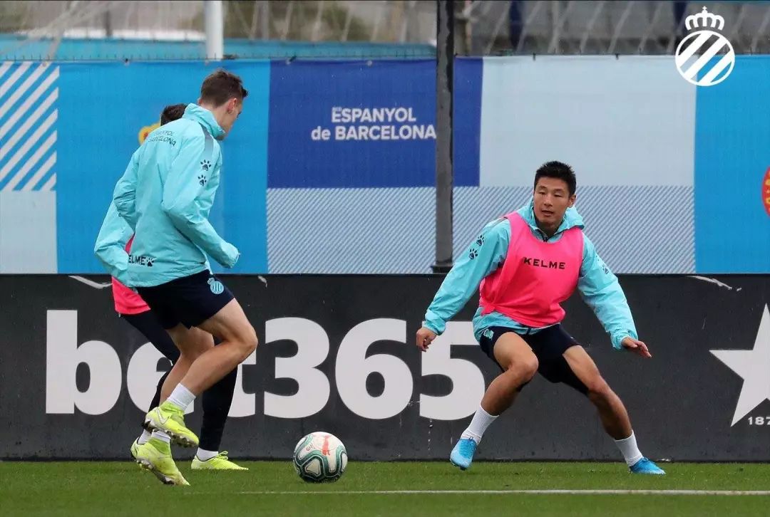 西甲皇家马德里vs西班牙人,2021足球比赛全场回放皇家马德里