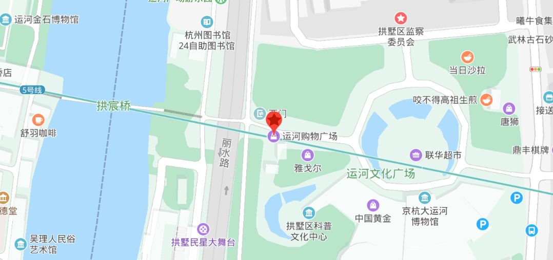 地铁站直通购物中心,地铁直达的购物广场