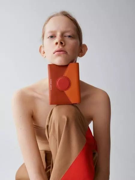 英国平价小众包,去国外必买的几款小众包