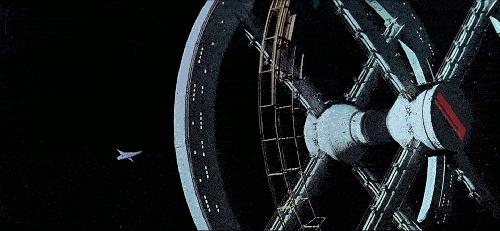 穿越虫洞到宇宙需要多少时间,虫洞穿越宇宙