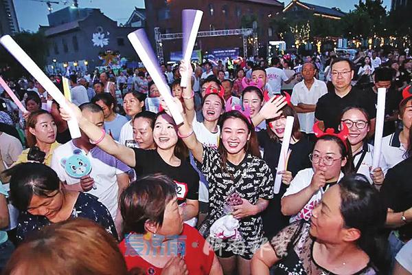 济南夜经济,济南跨年夜经十路夜景