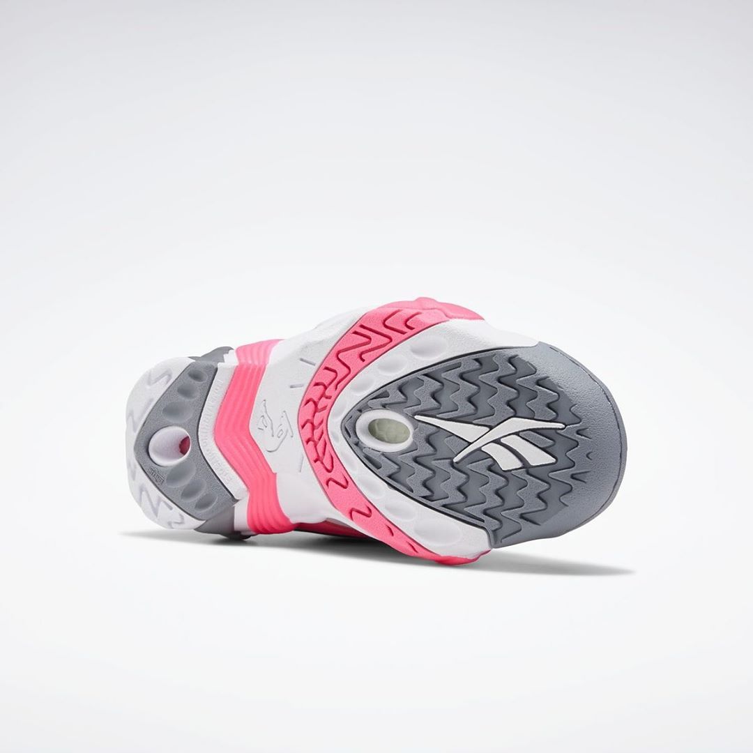 奥尼尔各代战靴,奥尼尔穿过的球鞋年轮