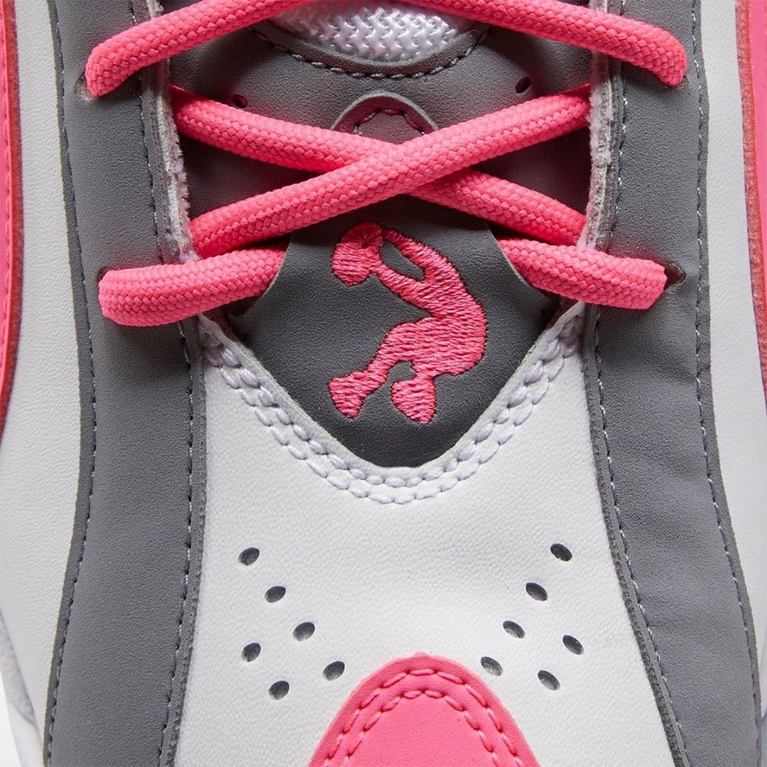 奥尼尔各代战靴,奥尼尔穿过的球鞋年轮