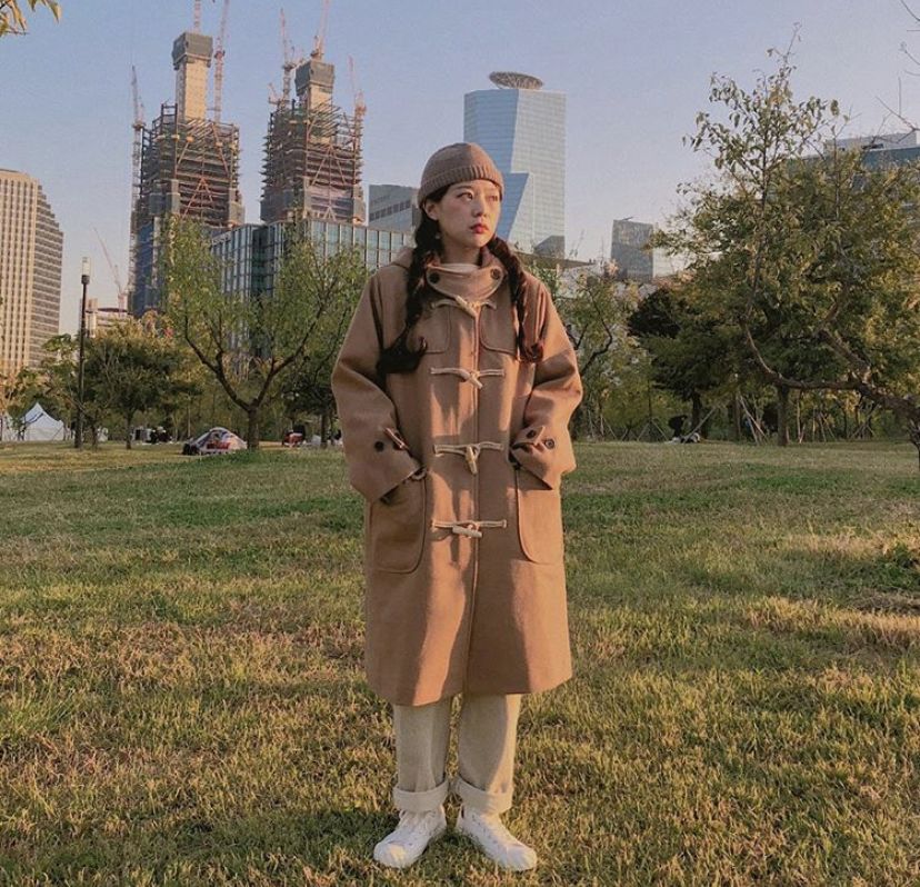 长款牛角扣大衣怎么搭配好看,冬季牛角扣大衣怎么搭配