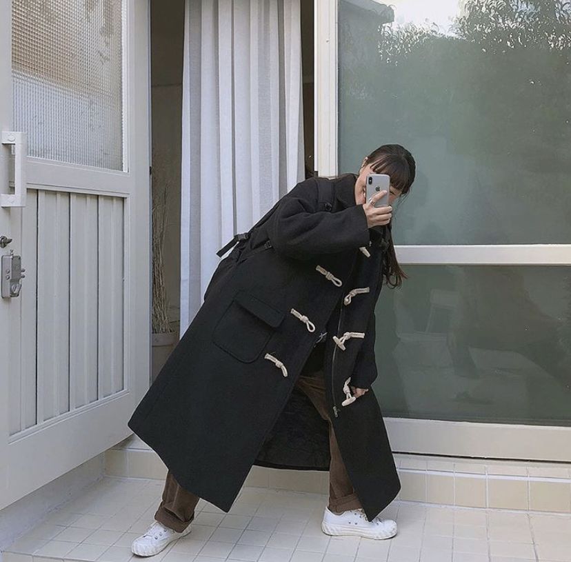 长款牛角扣大衣怎么搭配好看,冬季牛角扣大衣怎么搭配