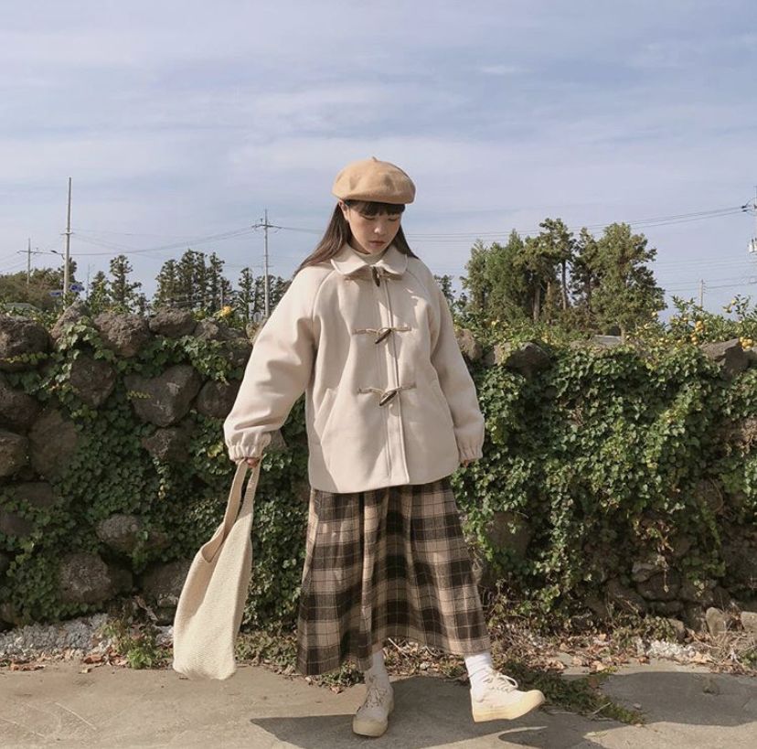 长款牛角扣大衣怎么搭配好看,冬季牛角扣大衣怎么搭配