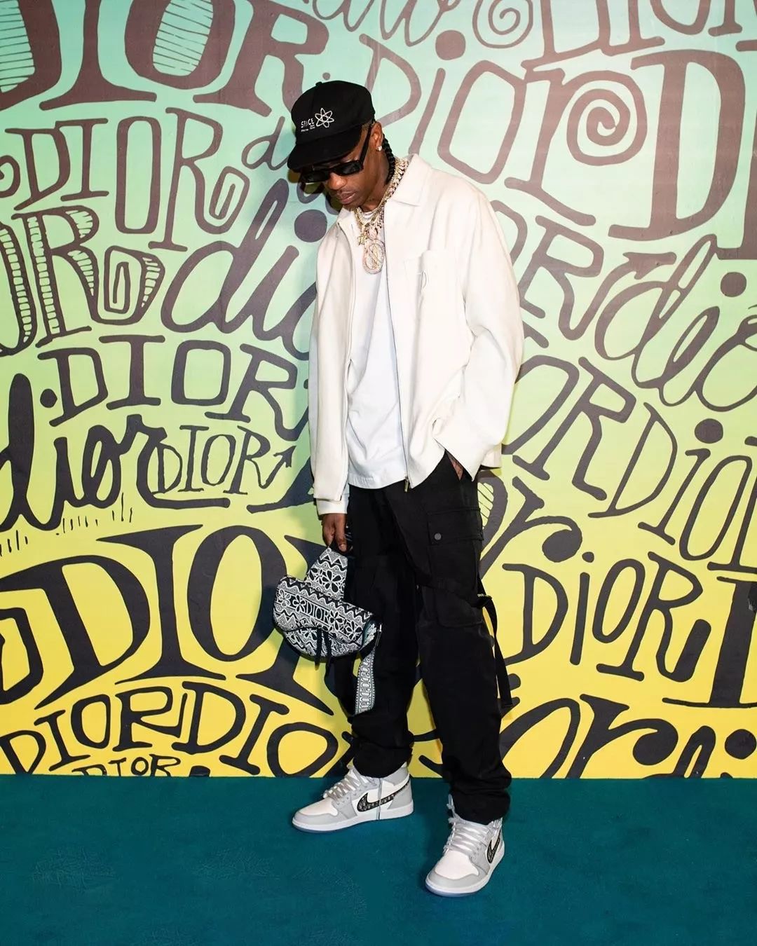 我竟然靠这些大牌的副业，过上了“奢侈品自由”的日子