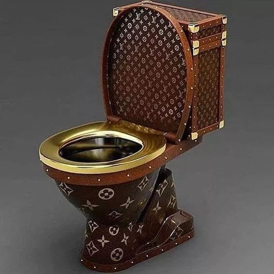 我竟然靠这些大牌的副业，过上了“奢侈品自由”的日子