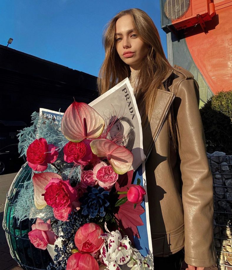 我竟然靠这些大牌的副业，过上了“奢侈品自由”的日子