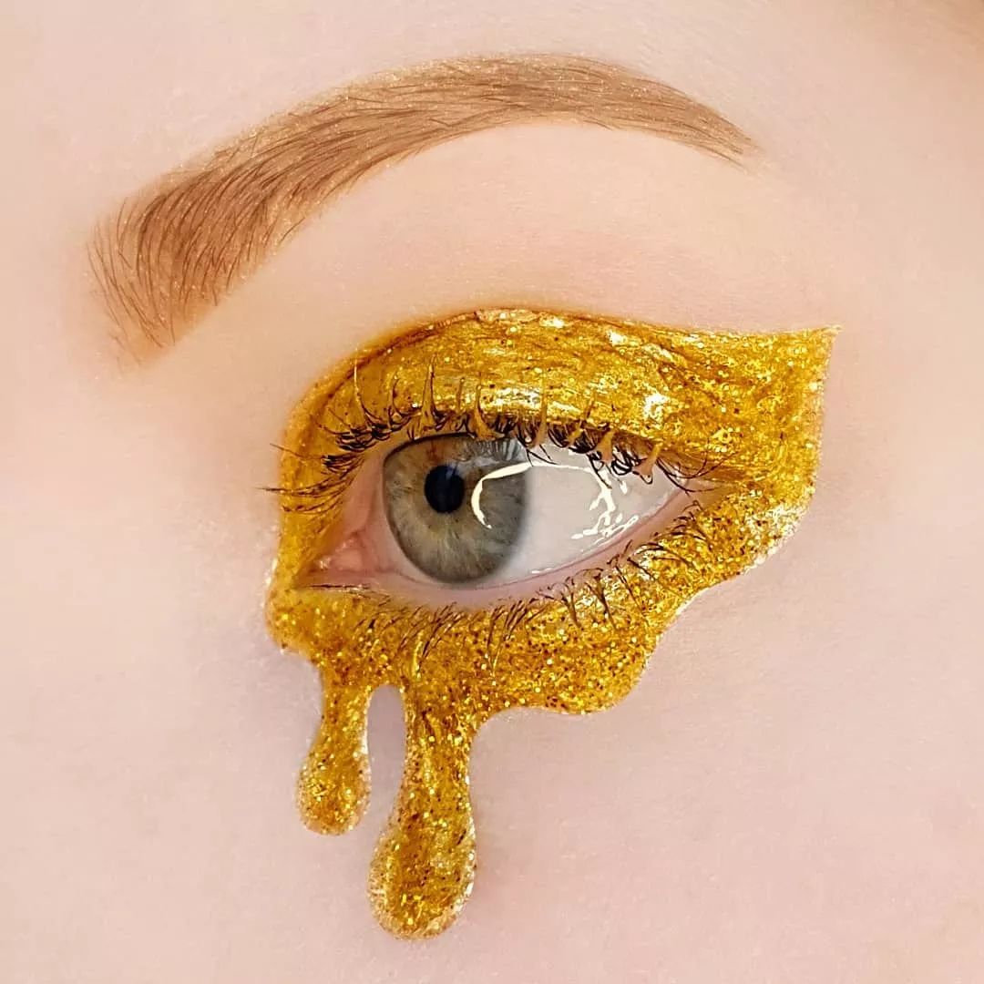 秋冬超适合温油不夸张眼妆,秋冬灵动眼妆给人干净清透的感觉