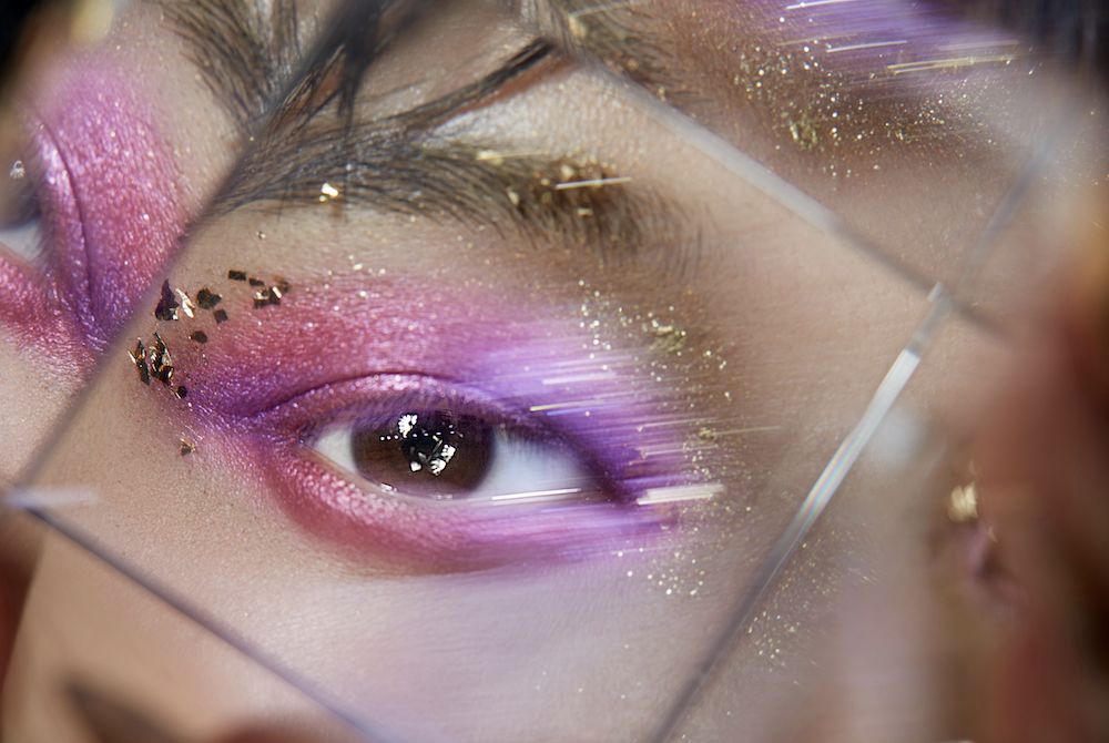 秋冬超适合温油不夸张眼妆,秋冬灵动眼妆给人干净清透的感觉