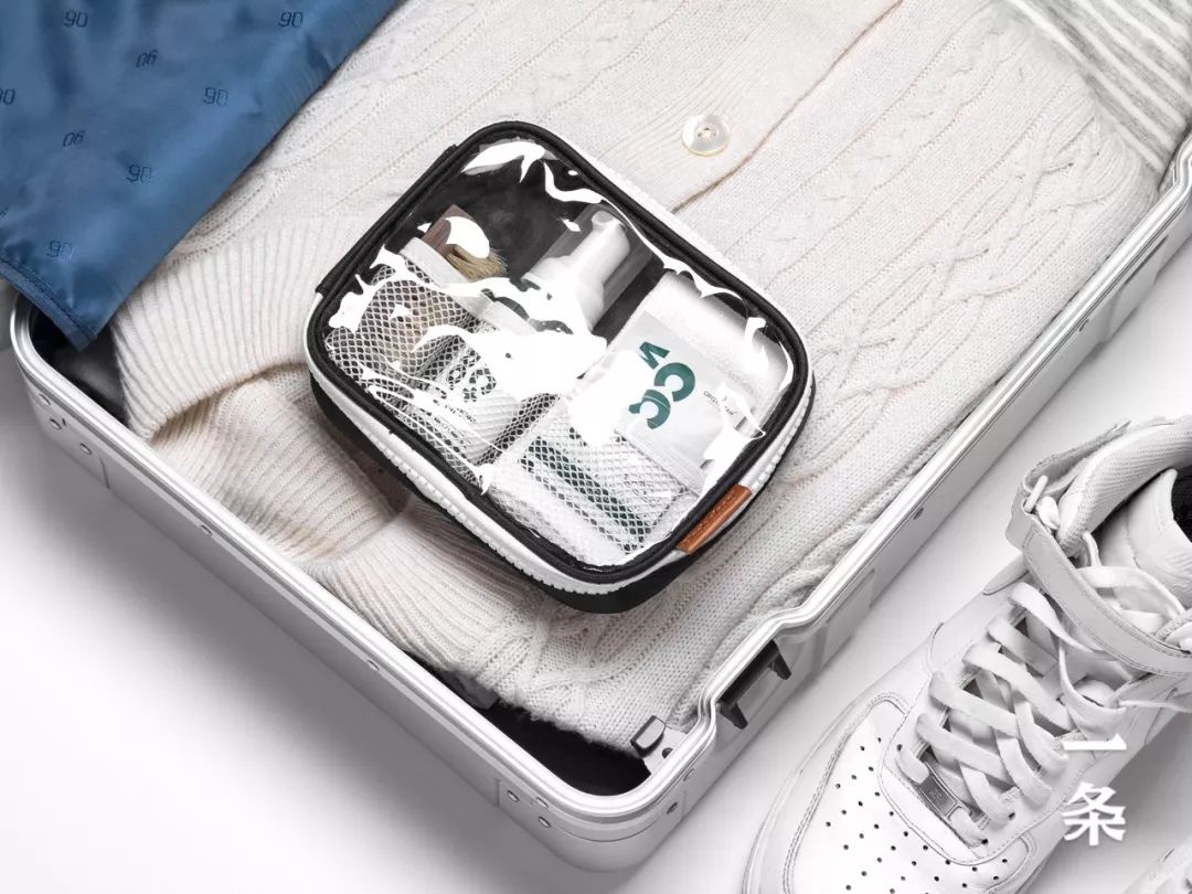 2分钟，免水洗，脏鞋变干净丨界界好物馆