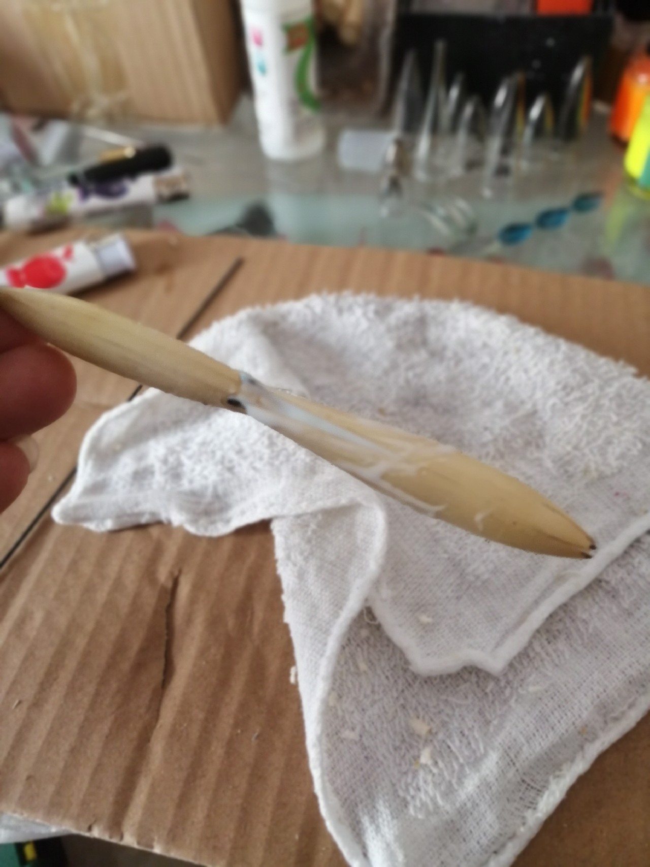 手工芦苇漂制作工具,手工制作的野钓电子漂怎么做