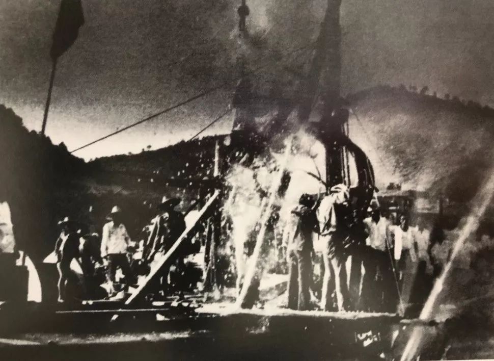 见证70年风雨历程老照片,中国电信70年代老照片