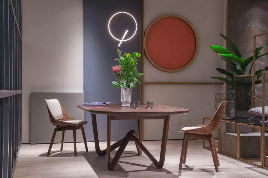 转角沙发简约风格,从舒适的转角沙发到生活中的艺术