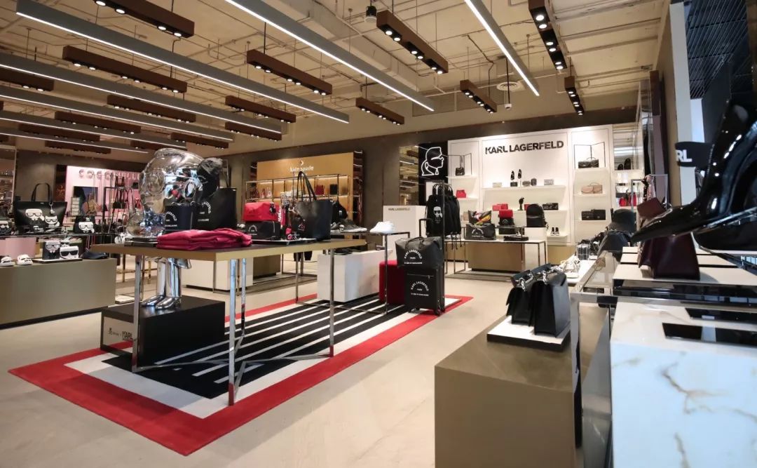 泰国曼谷辉煌尚泰百货,泰国尚泰百货活动