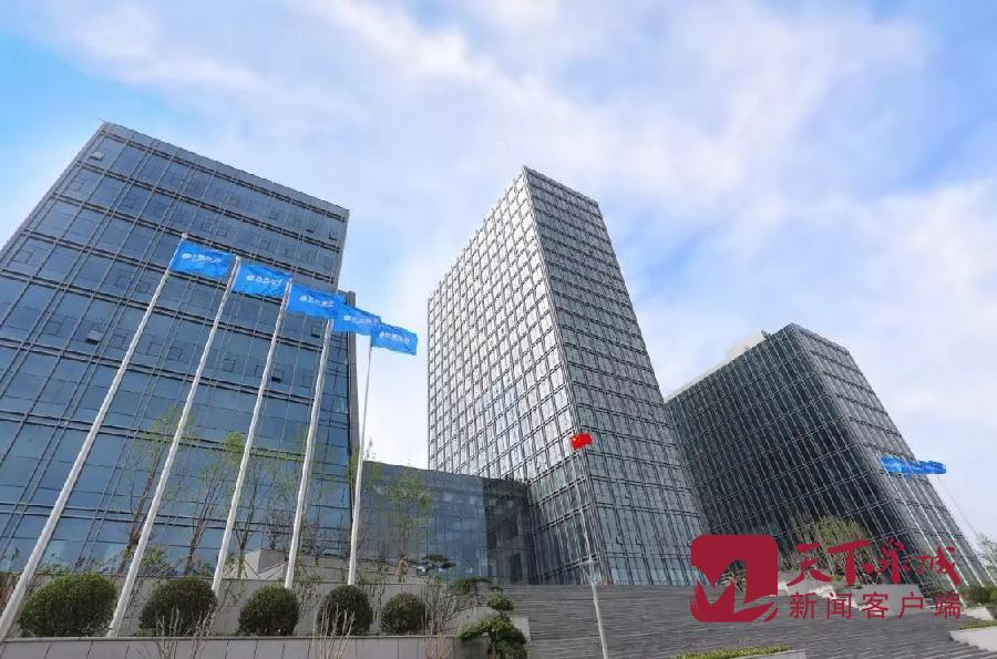 名企名品看济南｜国内首个贝伐珠单抗生物类似药获批上市！齐鲁制药十年磨一剑，背后有哪些故事？