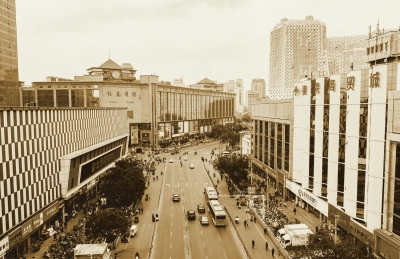 从三足鼎立到四方竞逐,郑州二七发展历程