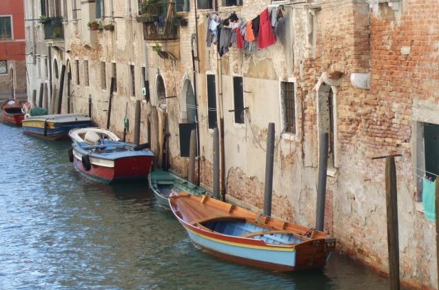 在美国户外晾衣服,为什么美国人从不在室外晾衣服