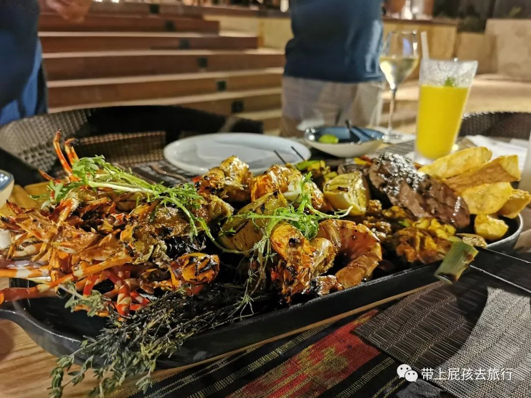 带娃出国旅行,包车游才爽啊!双十二的全部特惠路线我都整理好了