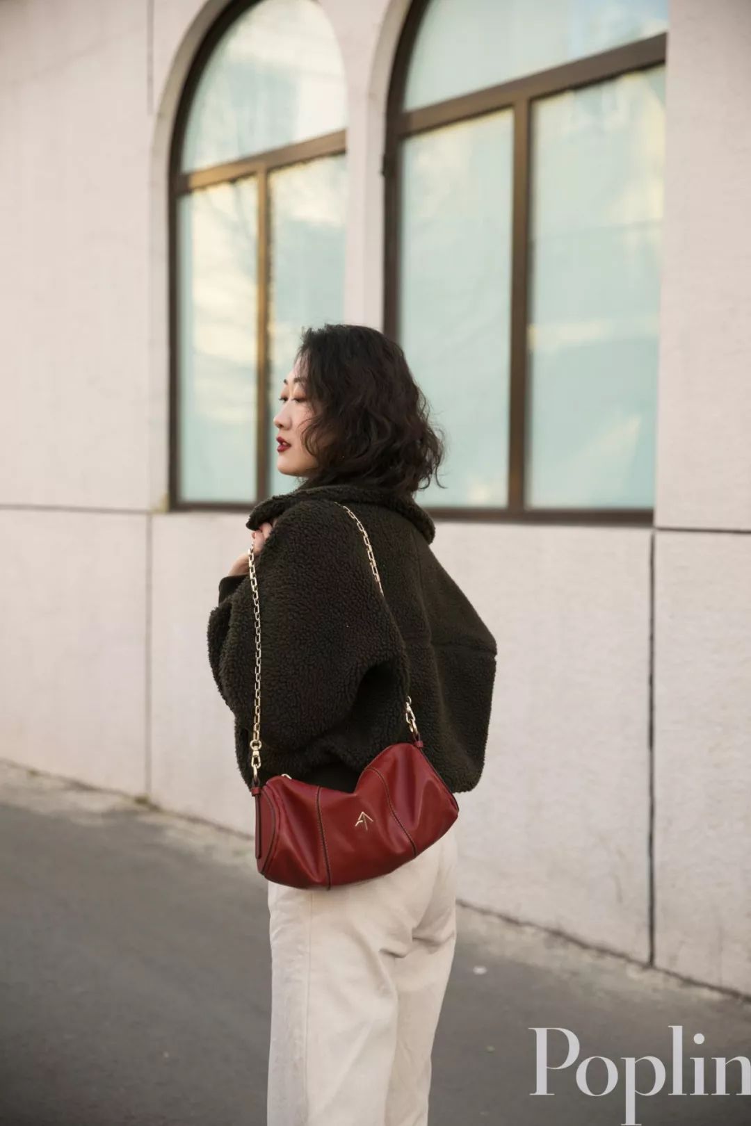 日常细节足够点亮着装气场,通勤装怎么穿出彩