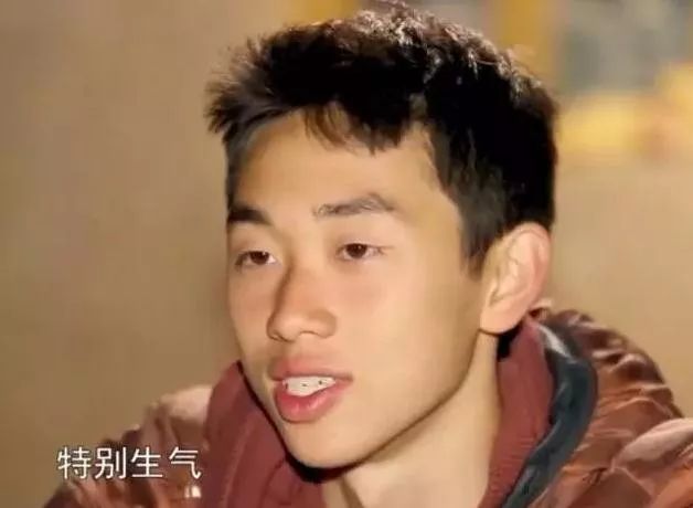 闲置自行车卖出10万天价,这个过气明星究竟多有钱?