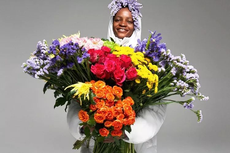 一千朵花填充出的「羽绒衫」|会烂吗？保暖吗？