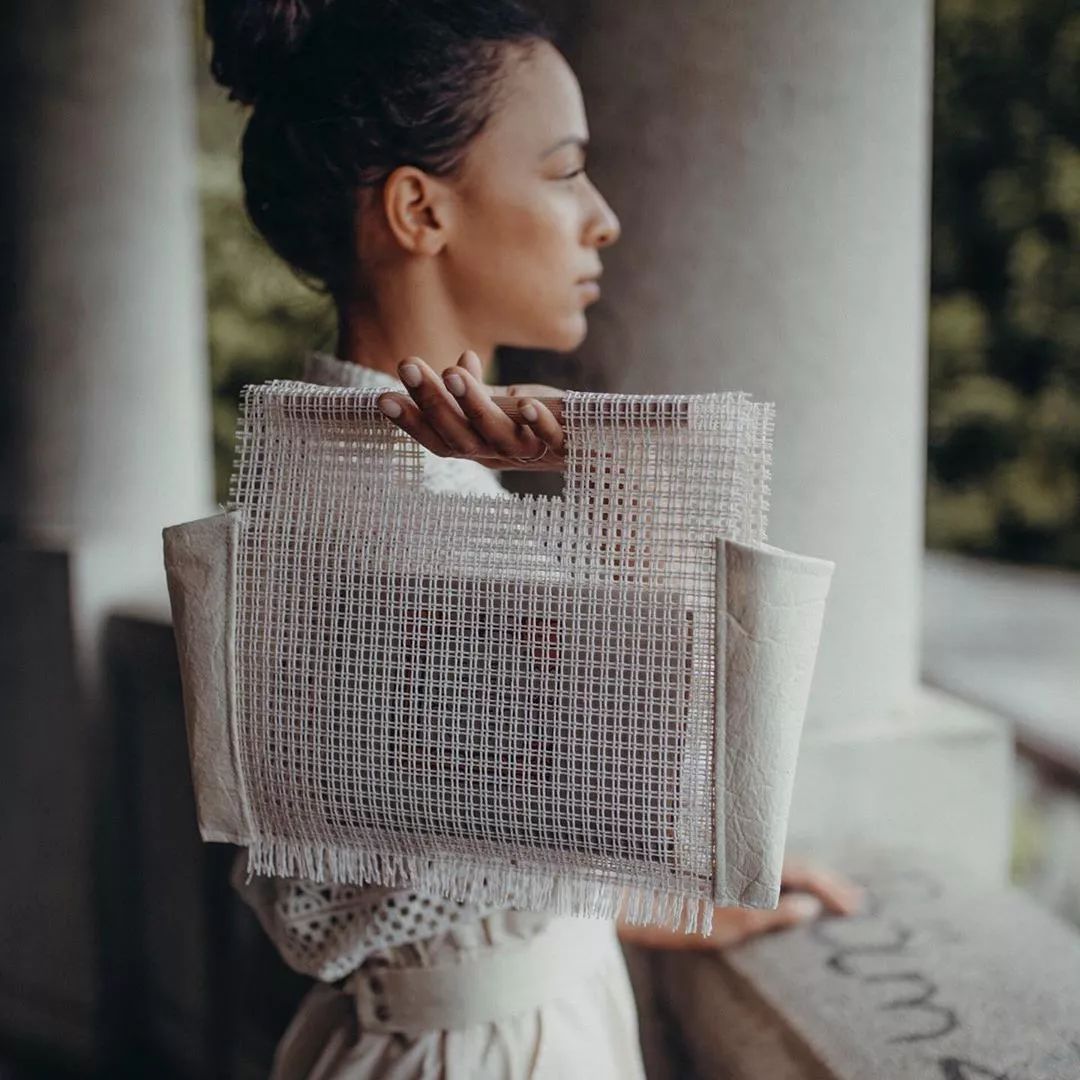 一千朵花填充出的「羽绒衫」|会烂吗？保暖吗？