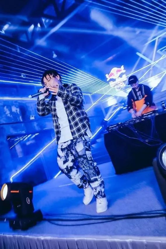 LOOK|彭磊来了·深圳「国货市集」