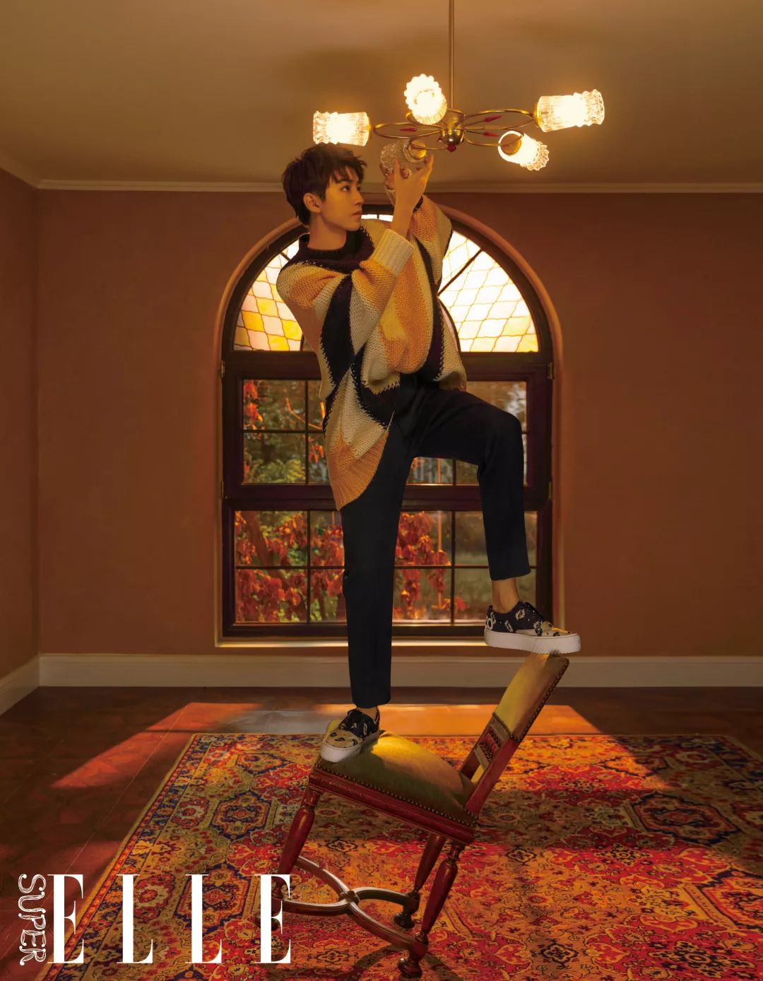 王俊凯的代言色究竟是哪种“蓝”？