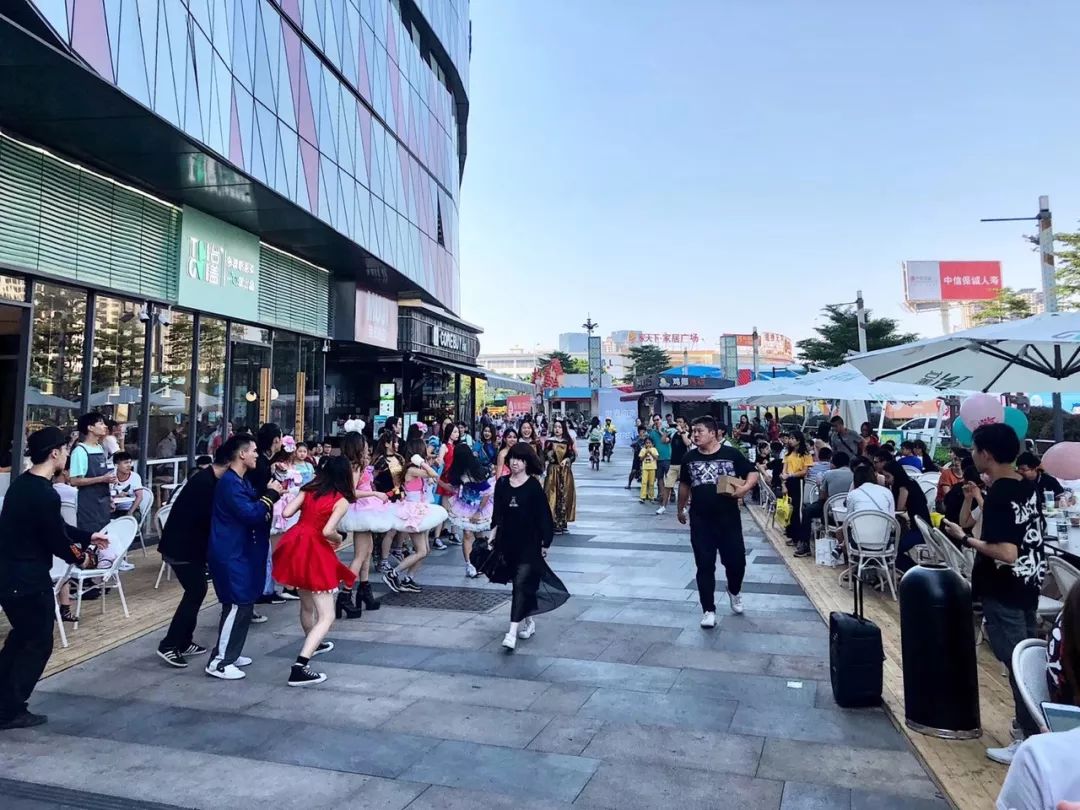 50%品牌“大换血”!但它更懂得如何撩拨年轻人的“痒点”