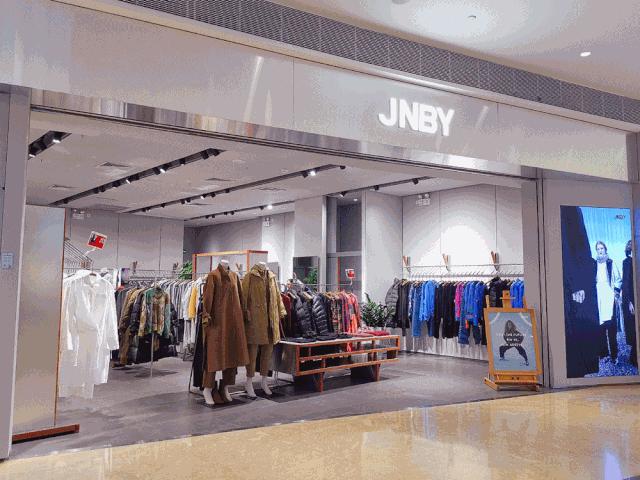 50%品牌“大换血”!但它更懂得如何撩拨年轻人的“痒点”