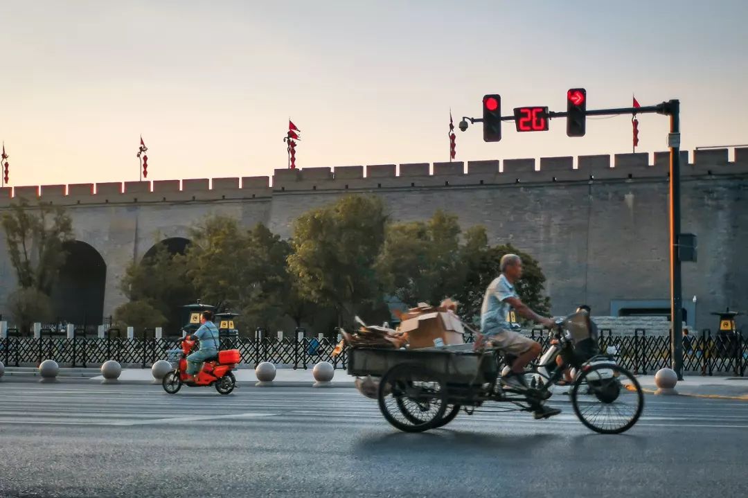 西安人的常态 (西安人都在等什么)