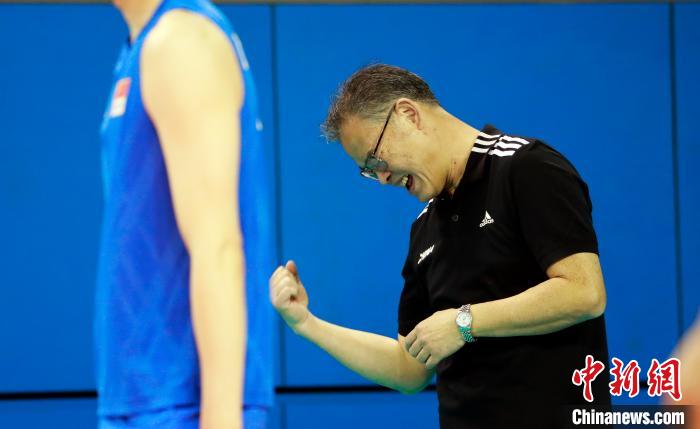 2019中国国际男子排球邀请赛落幕：64岁老帅沈富麟率领中国男排获得四战全胜的佳绩