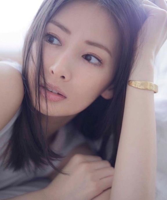 打败Gakki和桥本环奈,她却说下辈子想做个男人