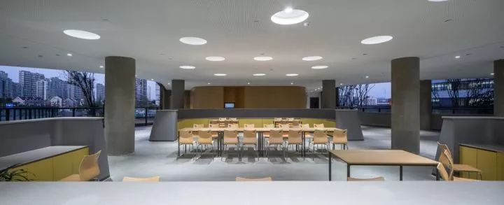 拒绝“千校一律”，浙大教院附中完成漂浮立体校园