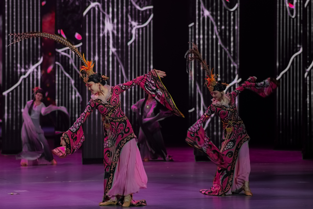 尼康佳能宾得全幅相机比拼,尼康索尼佳能50mm1.2镜头对比