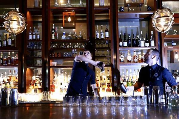 好酒吧,让你的年末小聚更有趣