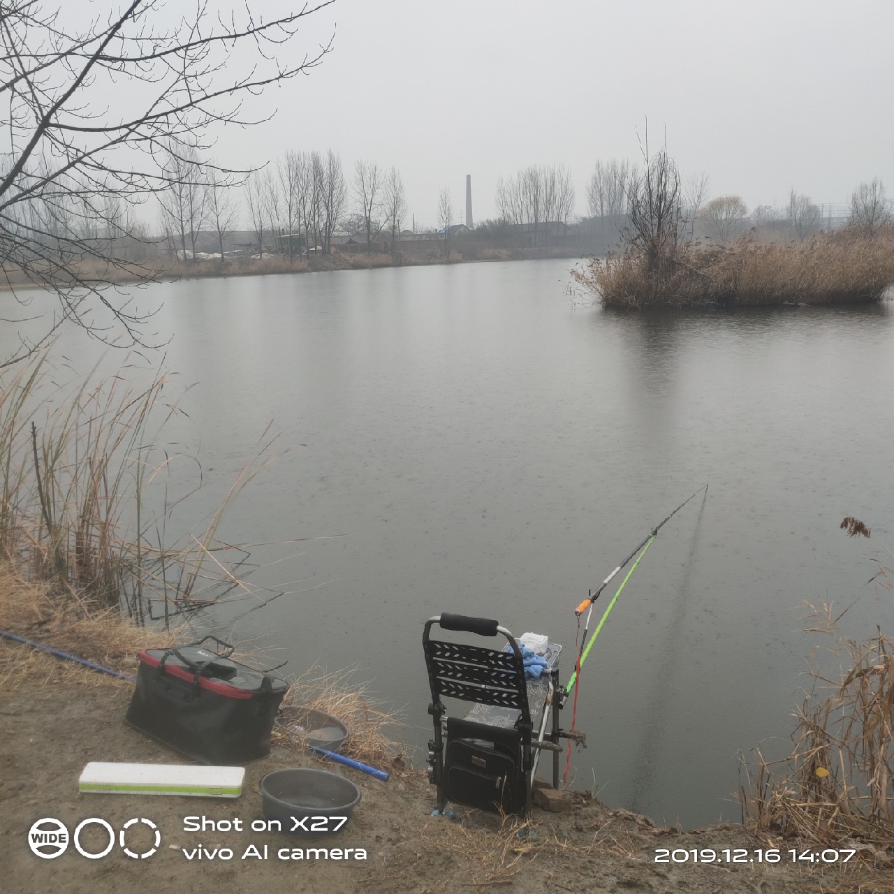 春天小雨天钓鲫鱼技巧和方法,钓鲫鱼的正确方法与技巧