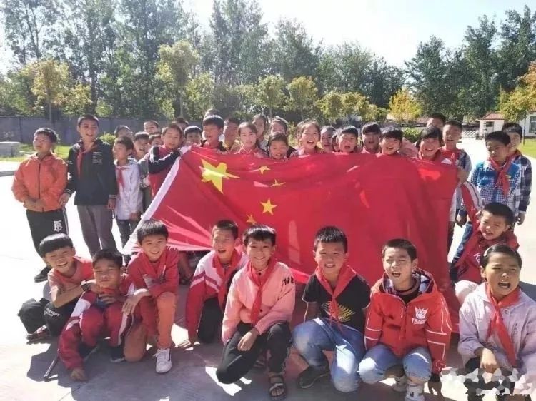 厉害了！邳州这所小学出了一本书！孩子们有了自己的作品集