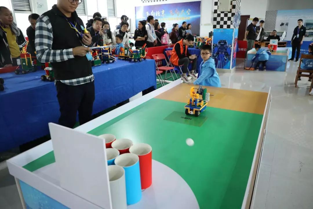 当传统文化遇上现代科技的素材,当传统文化遇上科技