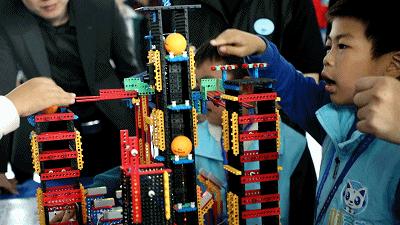 当传统文化遇上现代科技的素材,当传统文化遇上科技