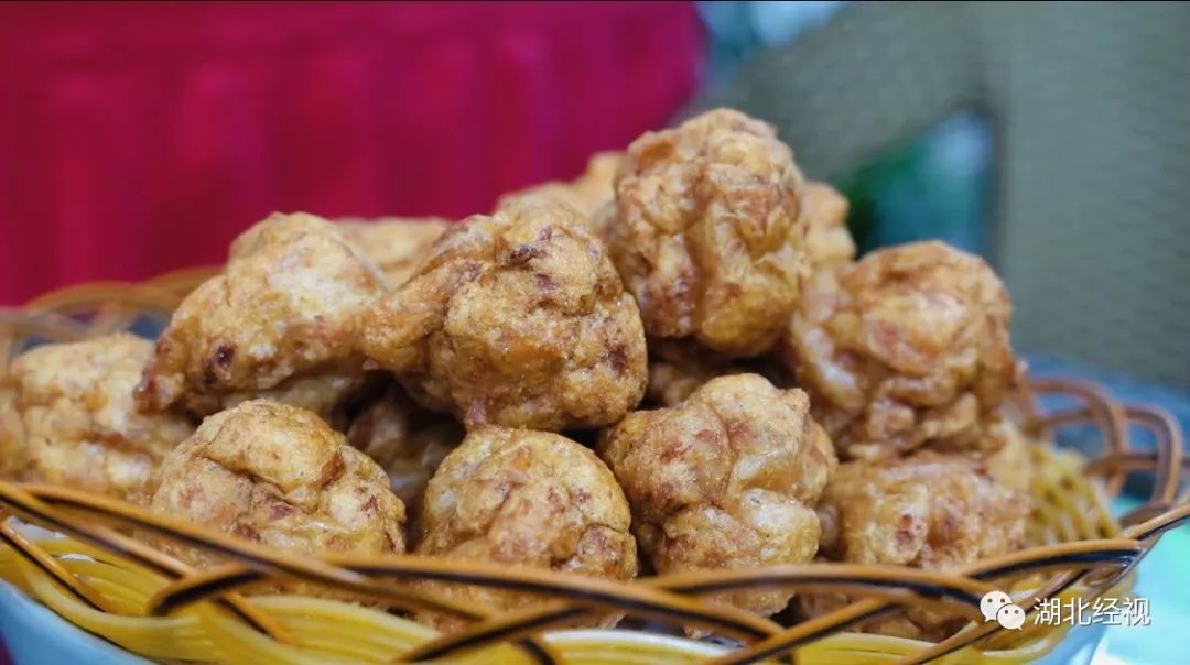 怎么去除静电不被电击,经常被静电到是怎么回事