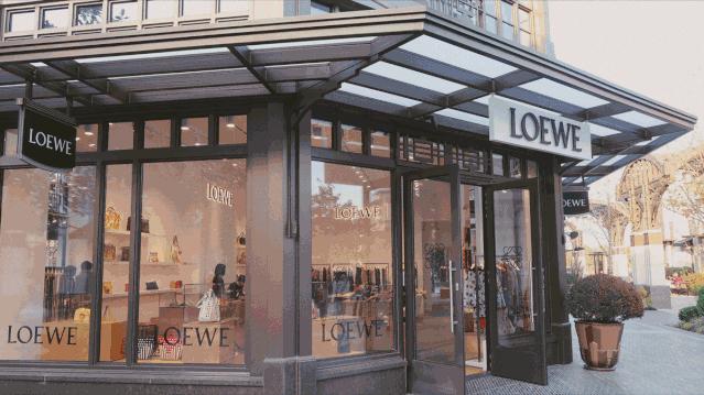 閫涘疄浣撳簵濂藉鏂囨,閫沷utlets