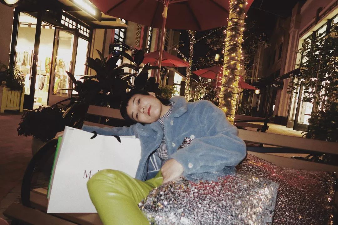 閫涘疄浣撳簵濂藉鏂囨,閫沷utlets