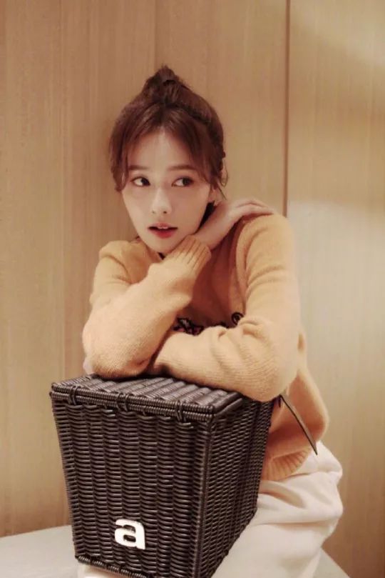 球鞋放薯条？皮卡丘变成碳？?洗衣液走秀了！这个世界太玄幻