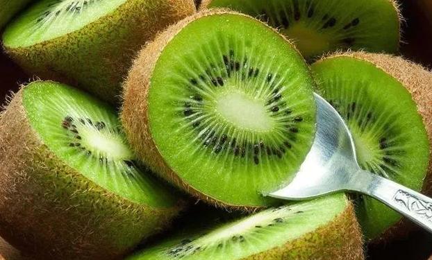 冬天吃什么水果好有益身体健康,冬天是吃这5种水果的黄金期