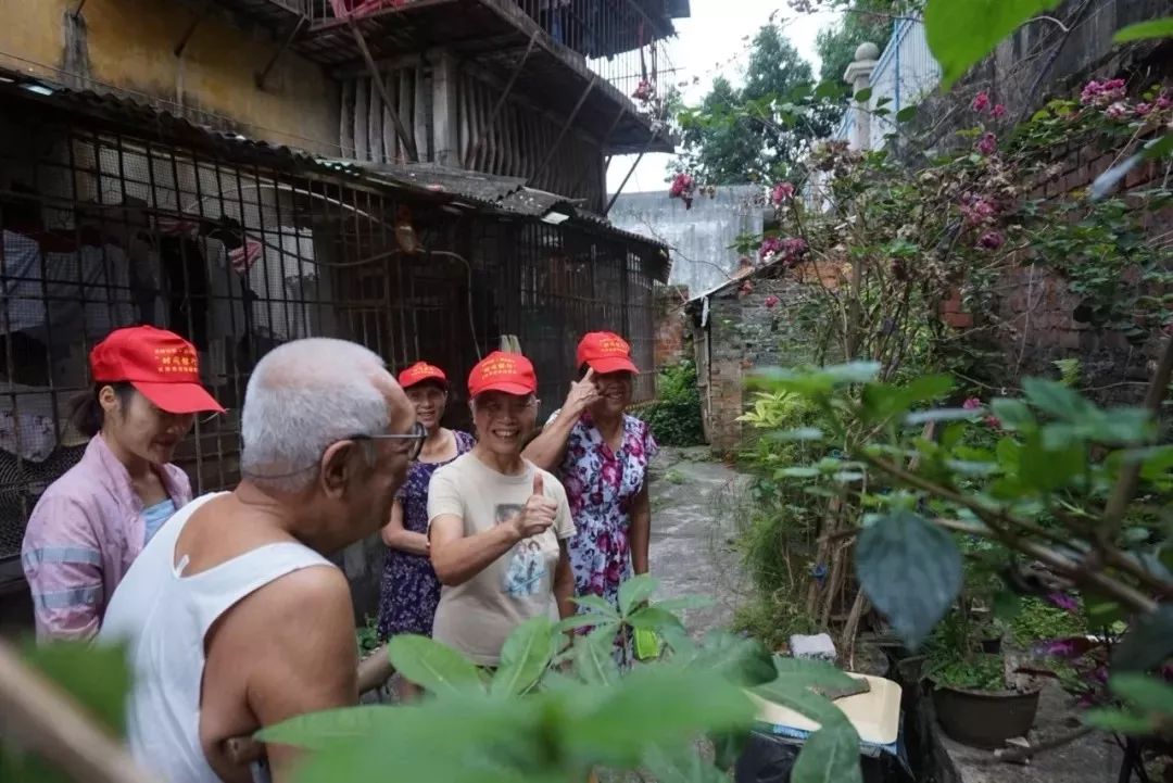 加强协同督导创建文明城市,青秀区开展文明创城有你有我宣传