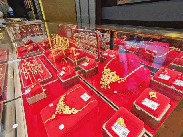 黄金珠宝免费送,黄金首饰店开业活动免费送